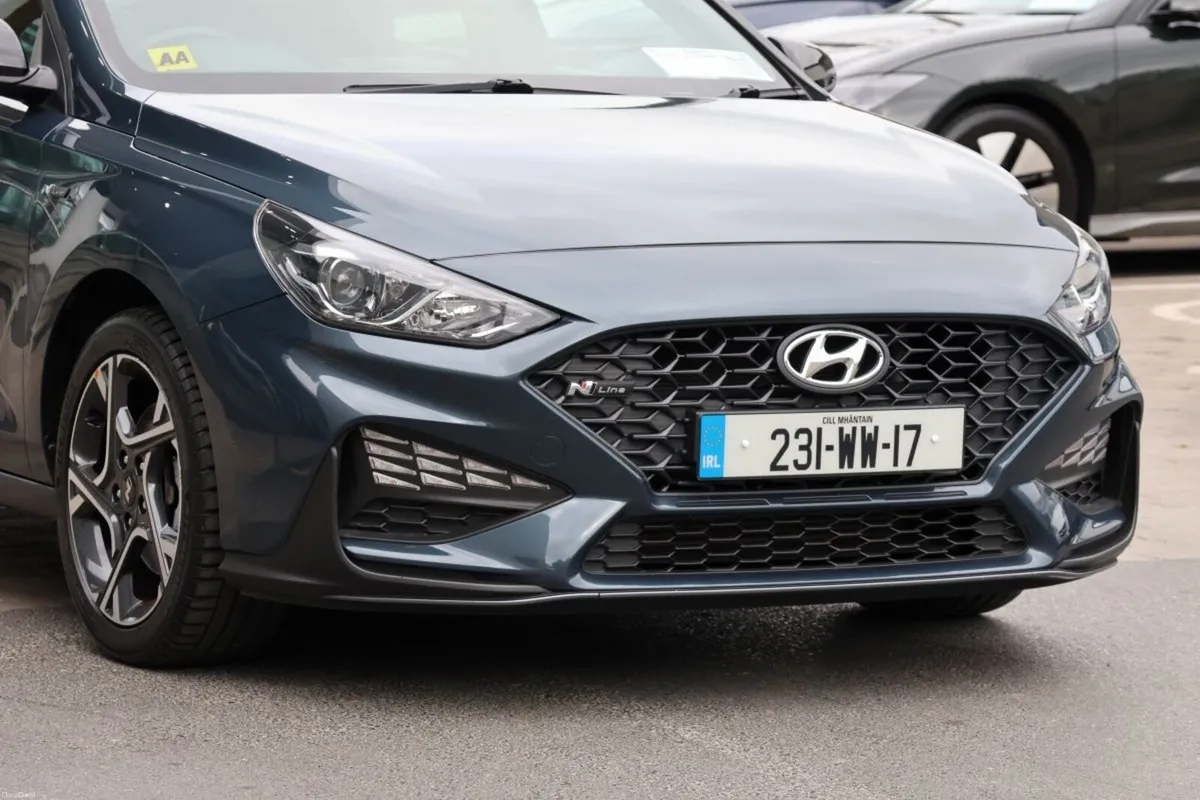 Hyundai i30 Petrol Deluxe NLine - Image 3