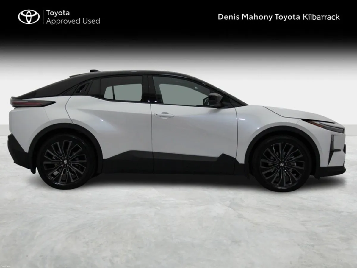 Toyota C-HR + Premier - Image 3