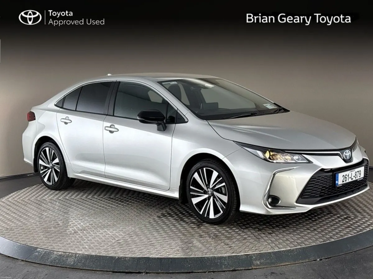 Toyota Corolla Saloon Lunasport - Image 1