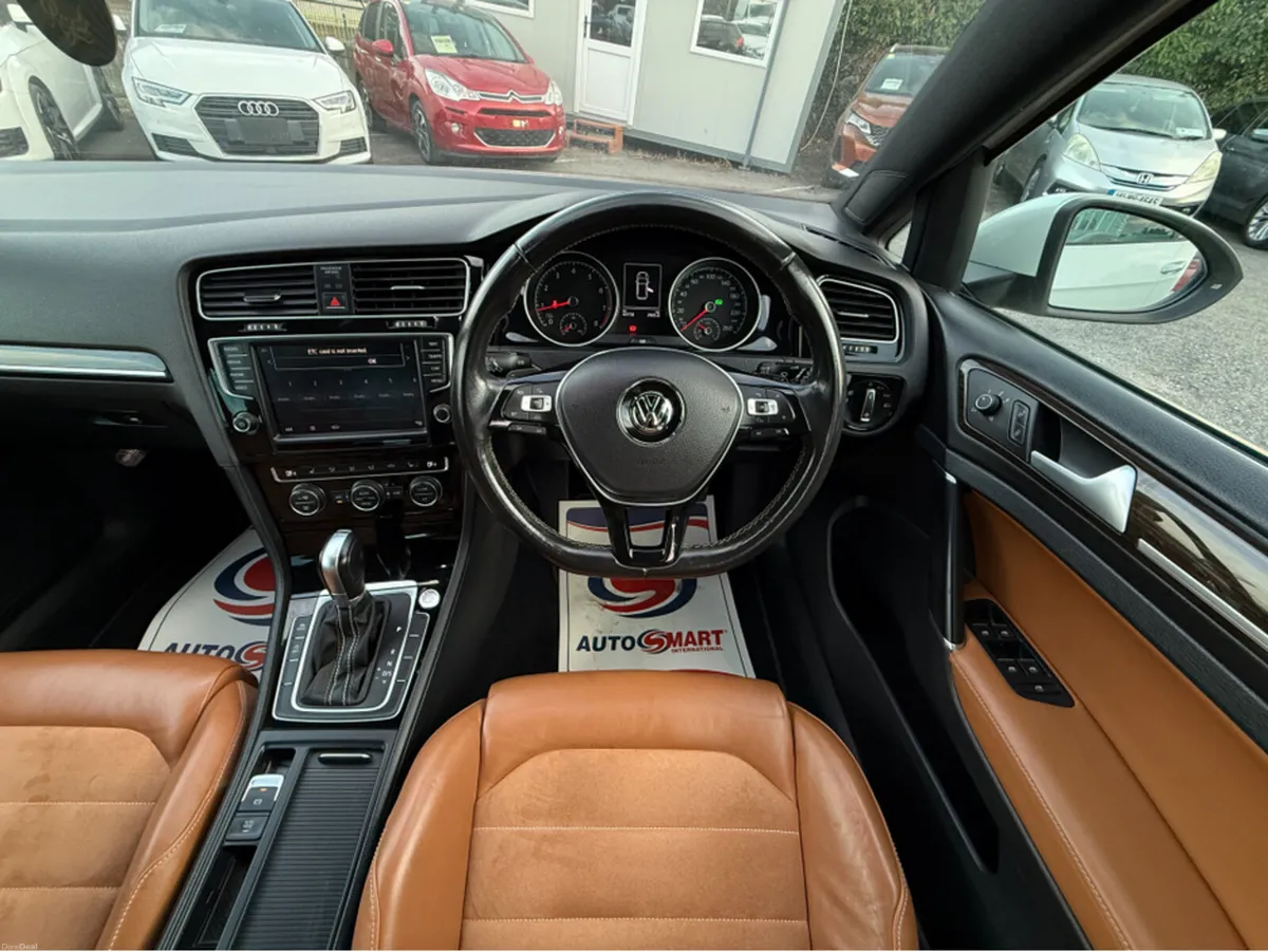 Volkswagen Golf ( 152 REG ) SPECIAL TAN LEATHER SE - Image 2
