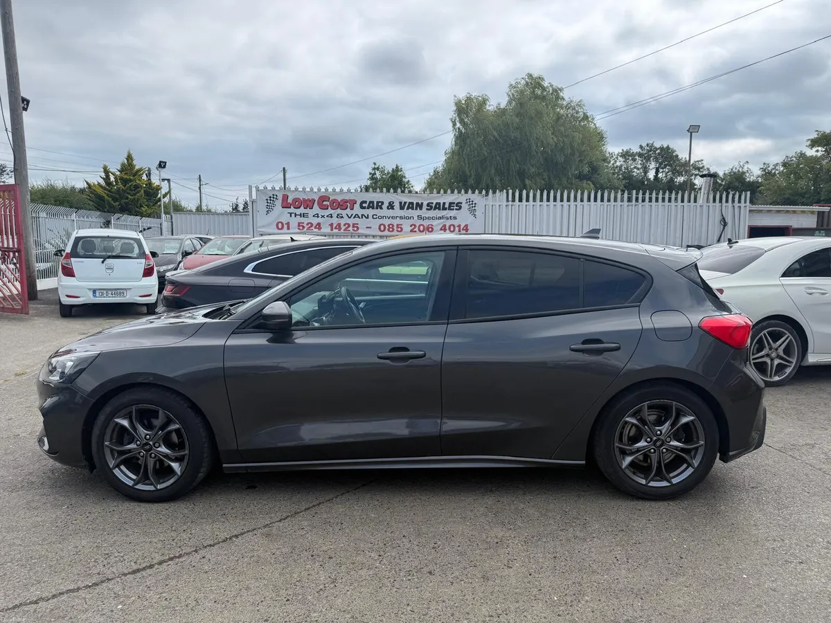 Ford Focus 2019 - Image 1