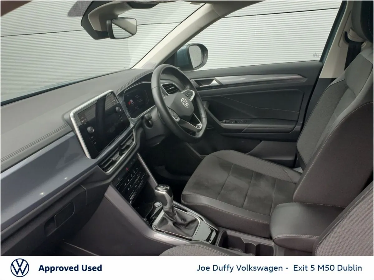 Volkswagen T-Roc STYLE 1.5 TSI D7F 150HP AUTO - Image 3