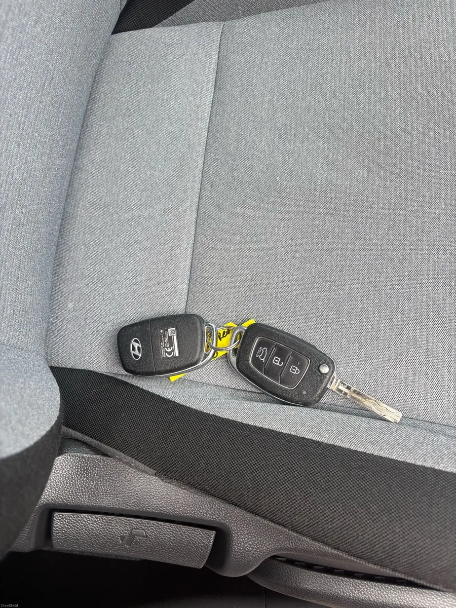 Hyundai i20 - Image 2