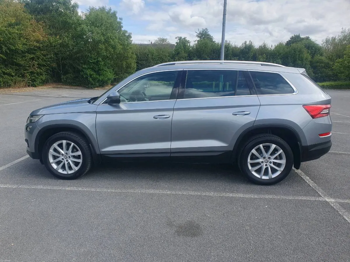 Skoda kodiaq 2.0 tdi Ambition DSG 7 seat - Image 5
