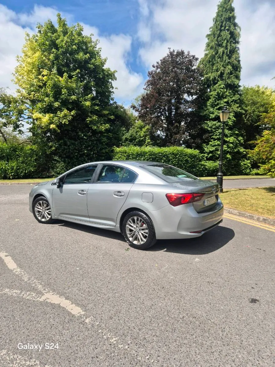 TOYOTA AVENSIS DIESEL 171 - Image 3