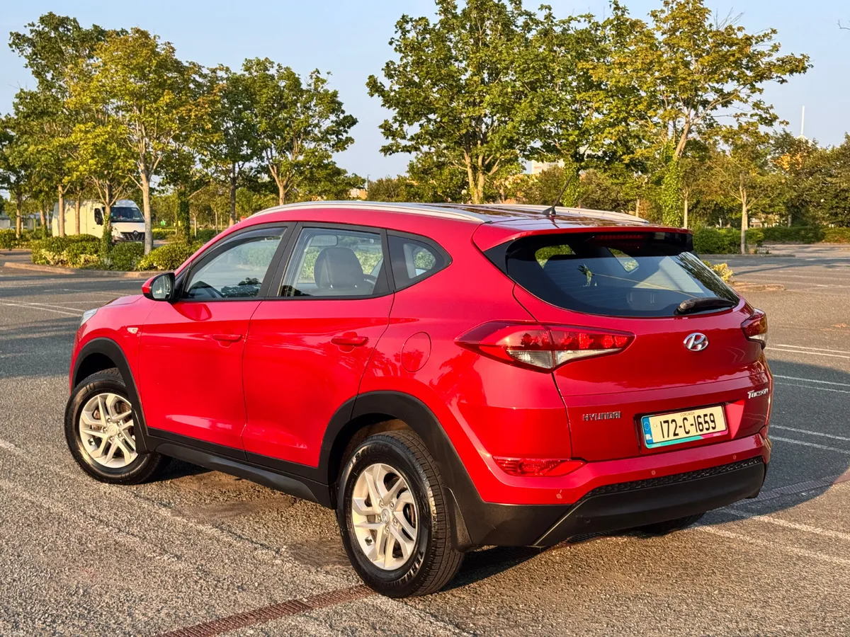 2017 Hyundai Tucson 1.6 Petrol Manual – Immaculate - Image 4