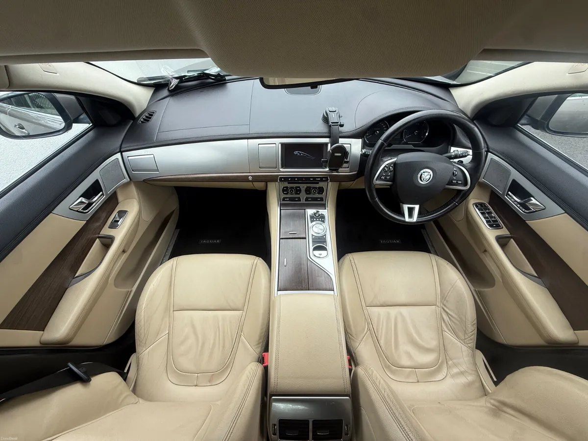 Jaguar XF 2.2 luxury 2012 FRESH NCT - Image 2