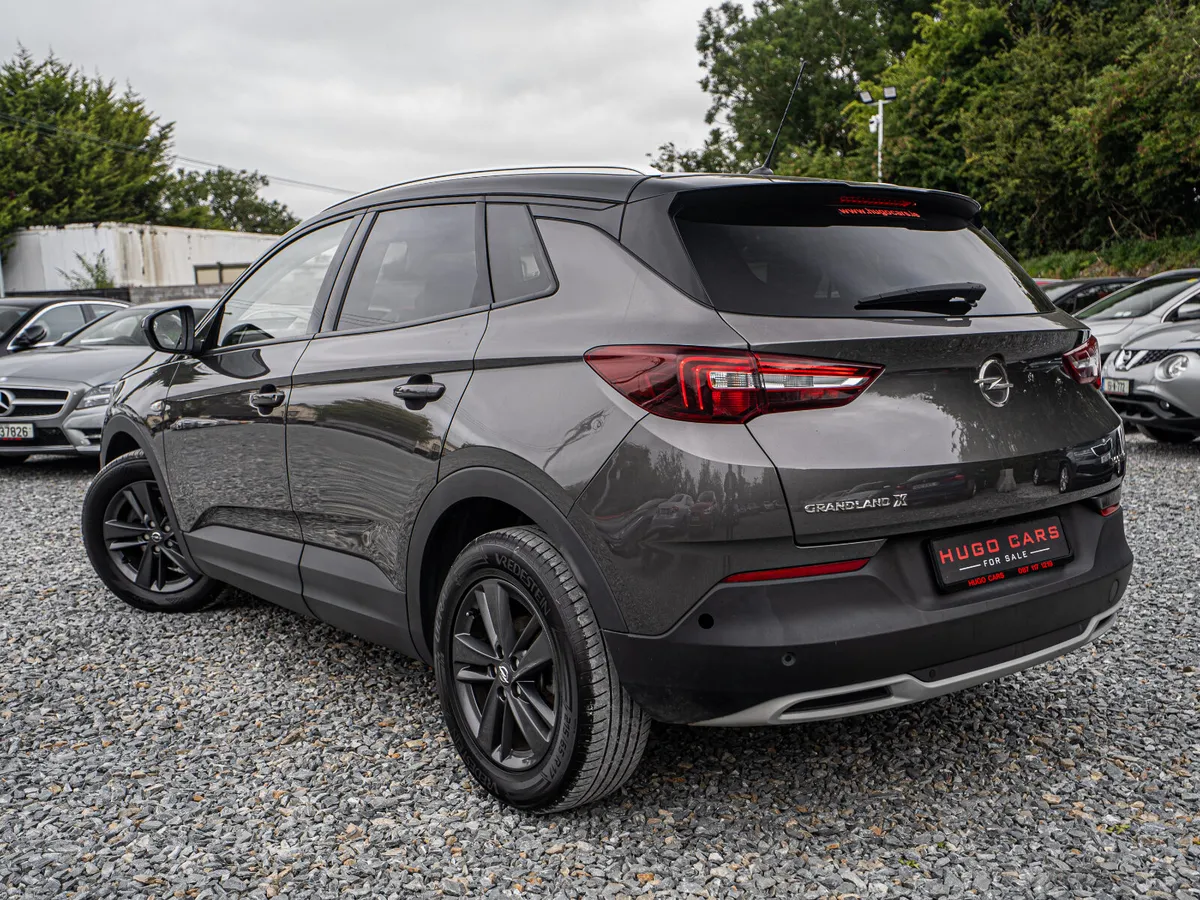 Opel Grandland X 2022 - Image 2