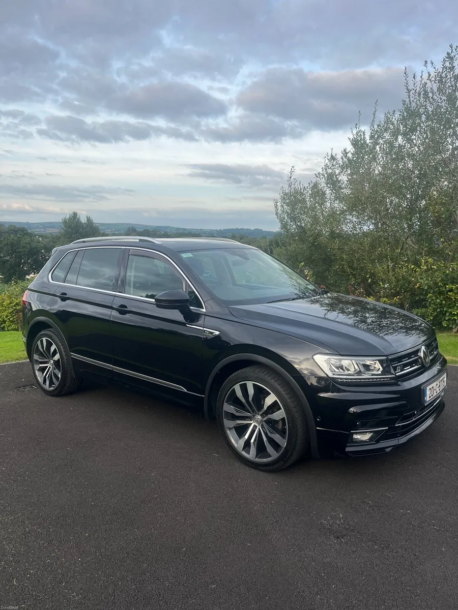 Volkswagen Tiguan R Line Full Leather Automatic - Image 1