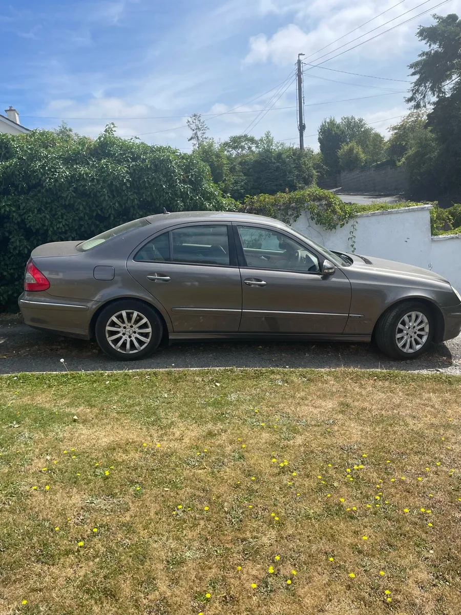 Car - Image 3