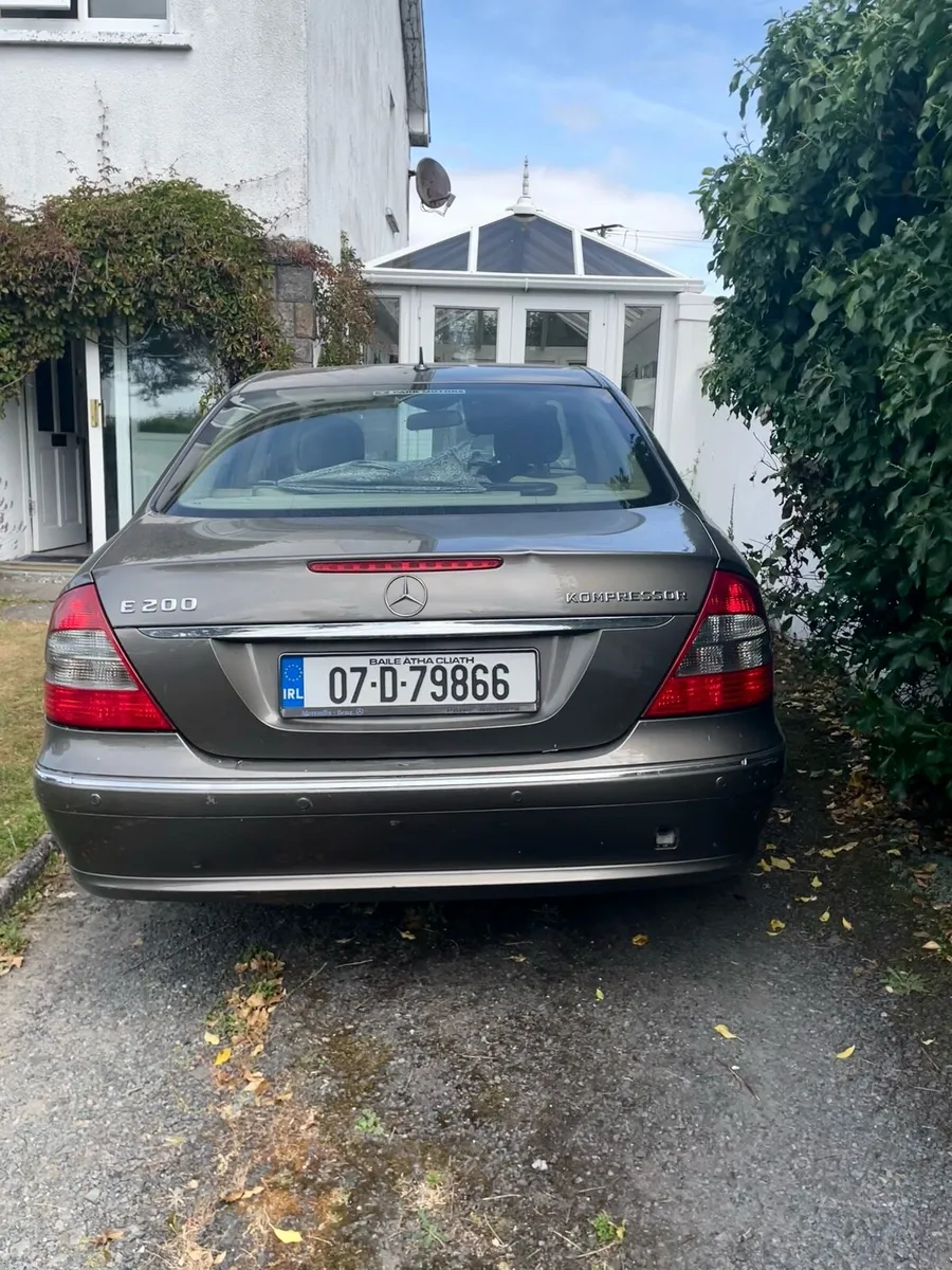 Car - Image 5