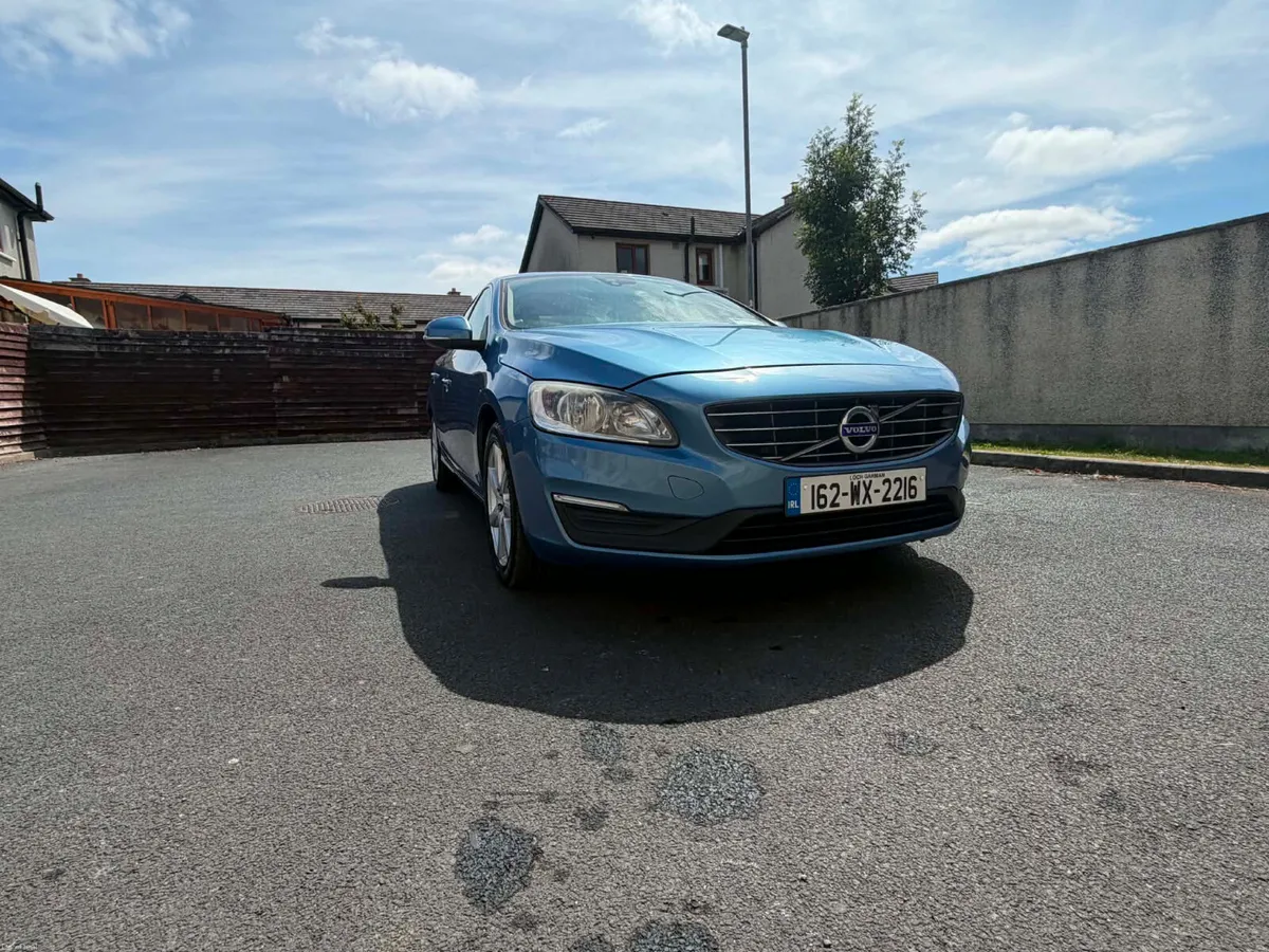 Volvo s60 2016 - Image 2