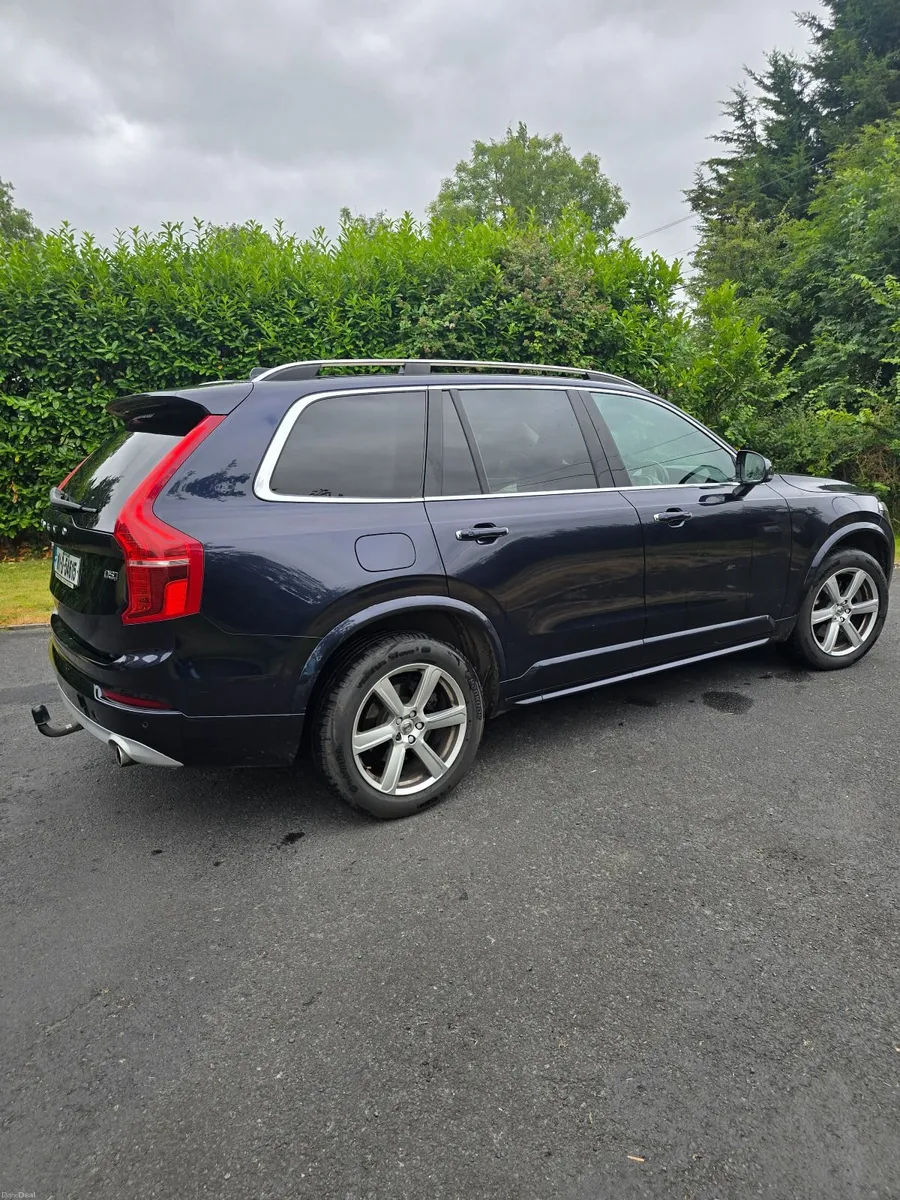 2016 Volvo XC90 - Image 2
