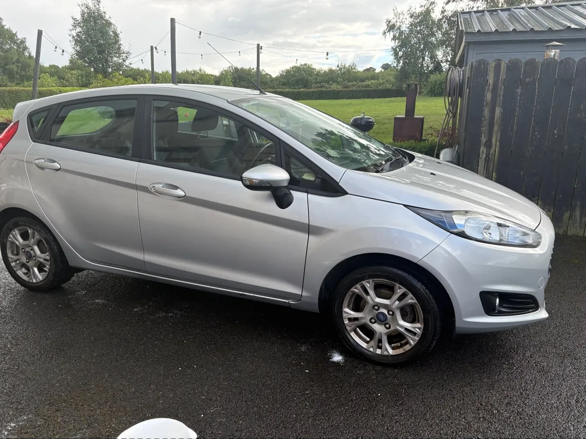 Ford Fiesta 2014 - Image 6