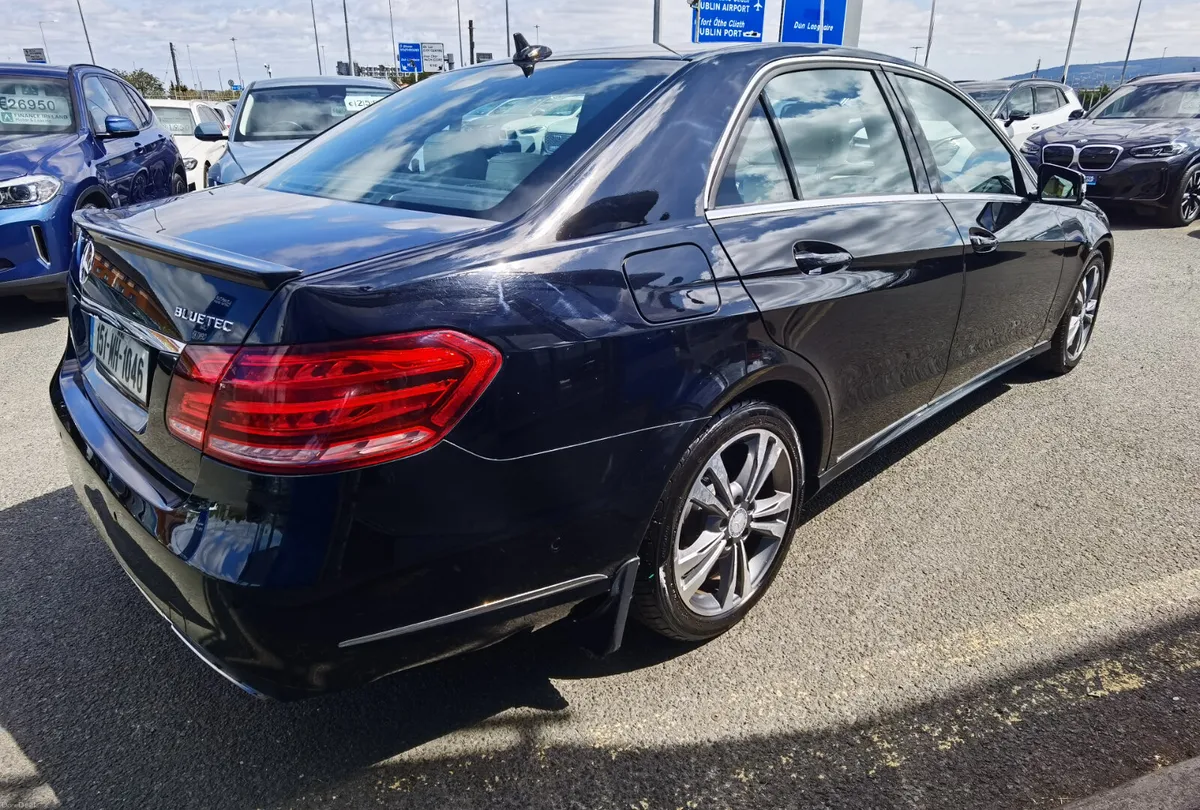MERCEDES-BENZ E CLASS E220 BLUETEC AVANTGARDE AUTO - Image 6