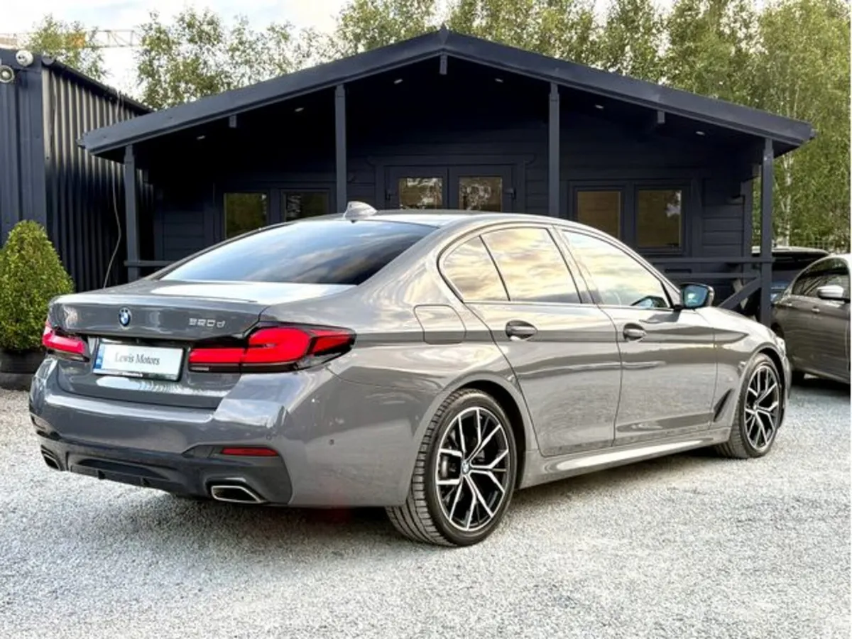 BMW 5-Series 520D M SPORT, BRENINA GREY, IVORY WHI - Image 6