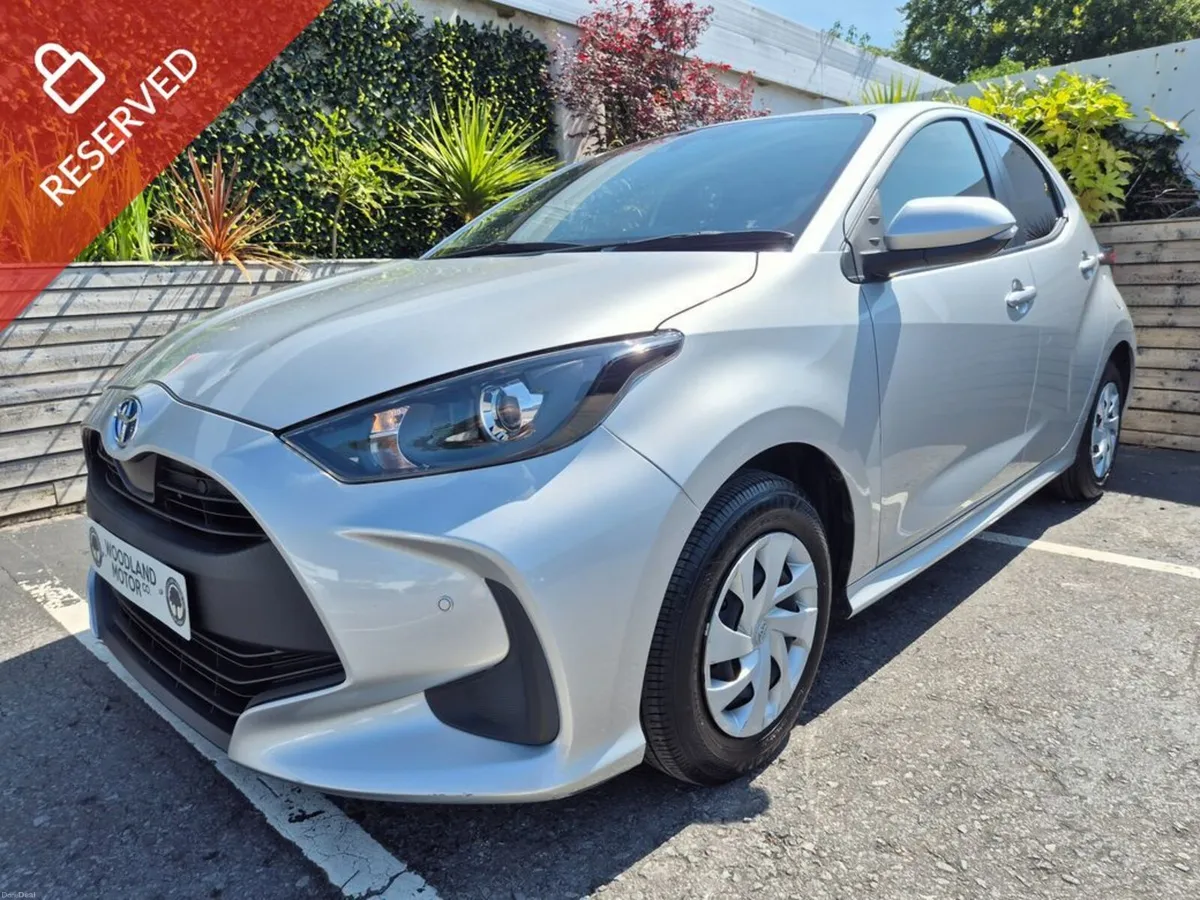 Toyota Yaris 1.5 HYBRID / X SPEC / TAX €150 - Image 1