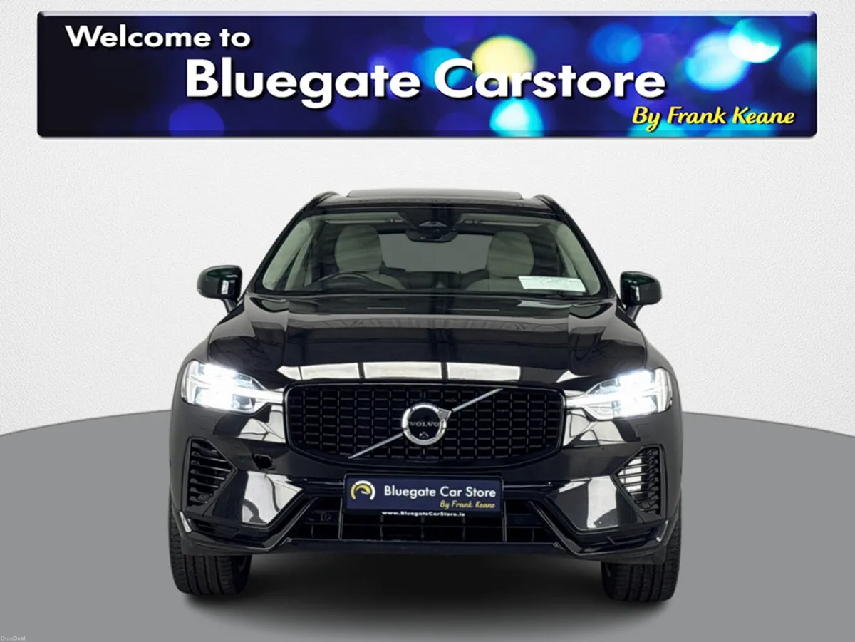 Volvo XC60 T8 RECHARGE ULTIMATE AWD **BLACK AND CR - Image 5