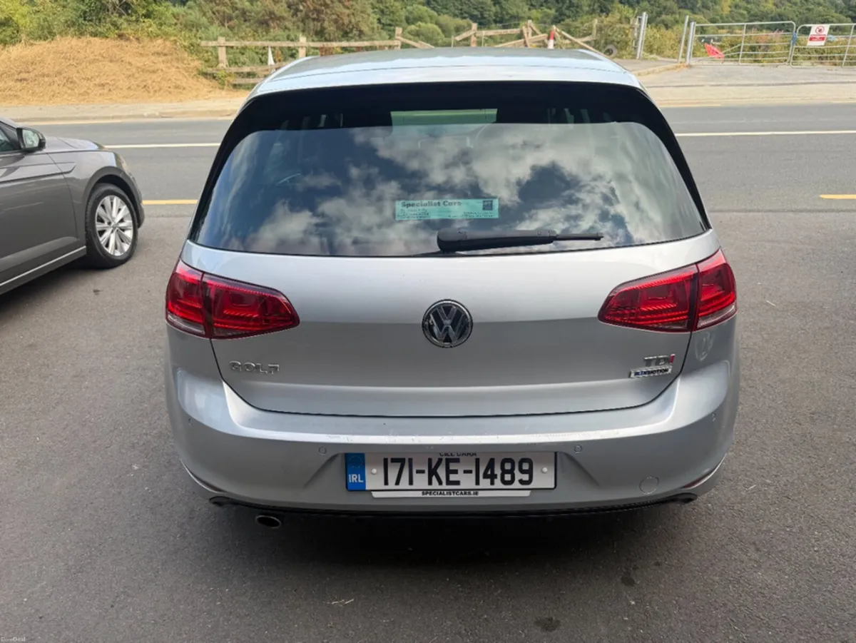 Volkswagen Golf R-Line (EDITION-R) 1.6 TDI MANUAL - Image 5