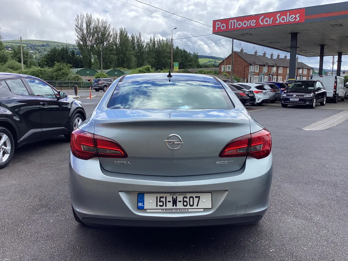 Opel Astra ** F.S.H - Image 5