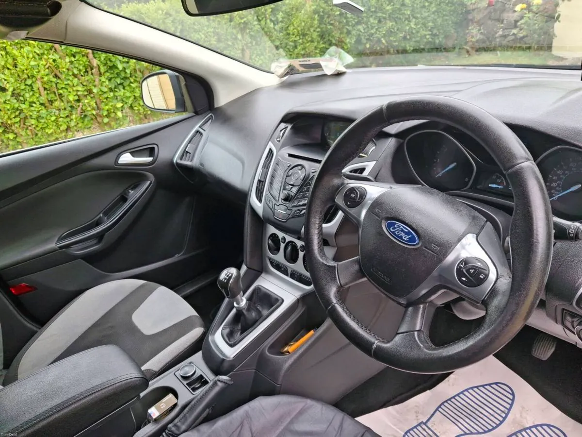 Ford focus - Image 4