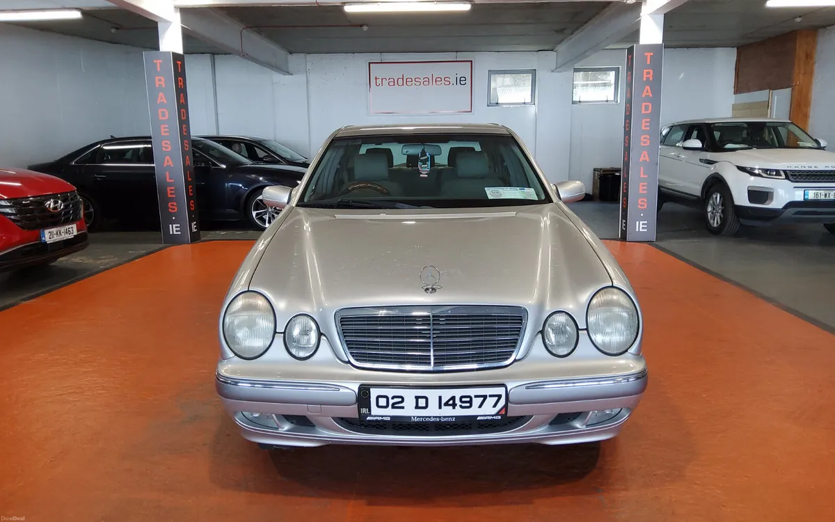Mercedes-Benz E-Class 2002 - Image 3