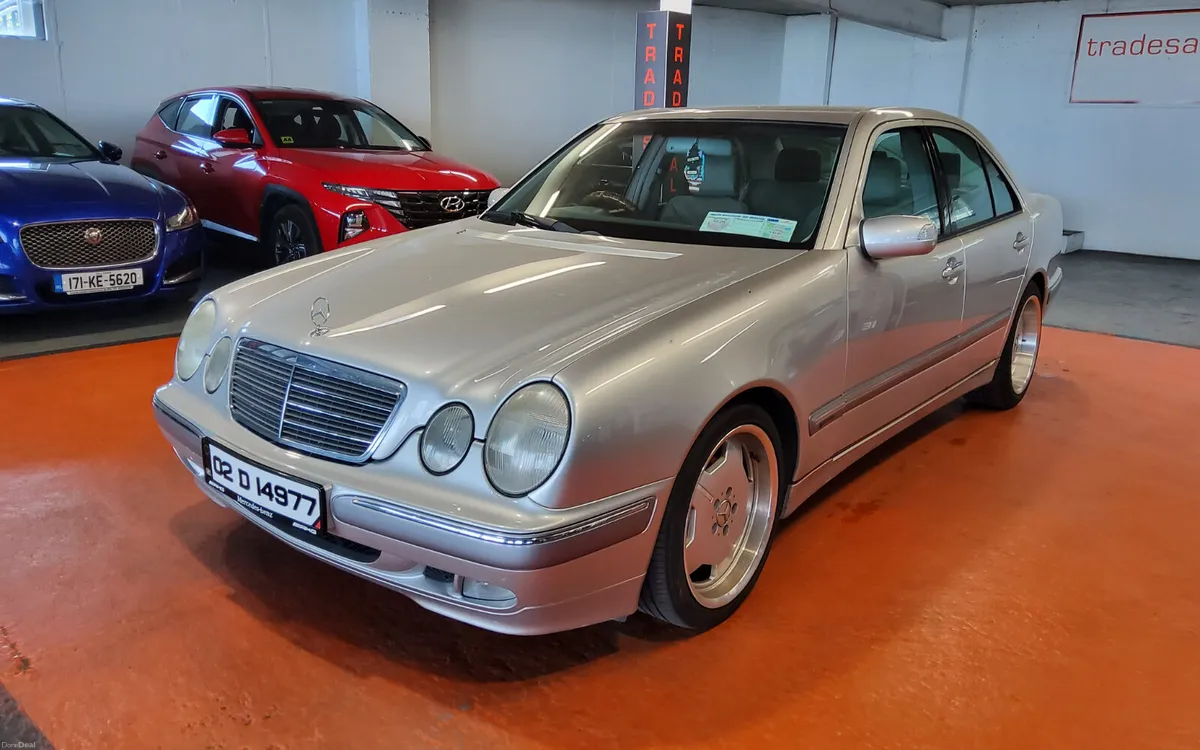 Mercedes-Benz E-Class 2002 - Image 4
