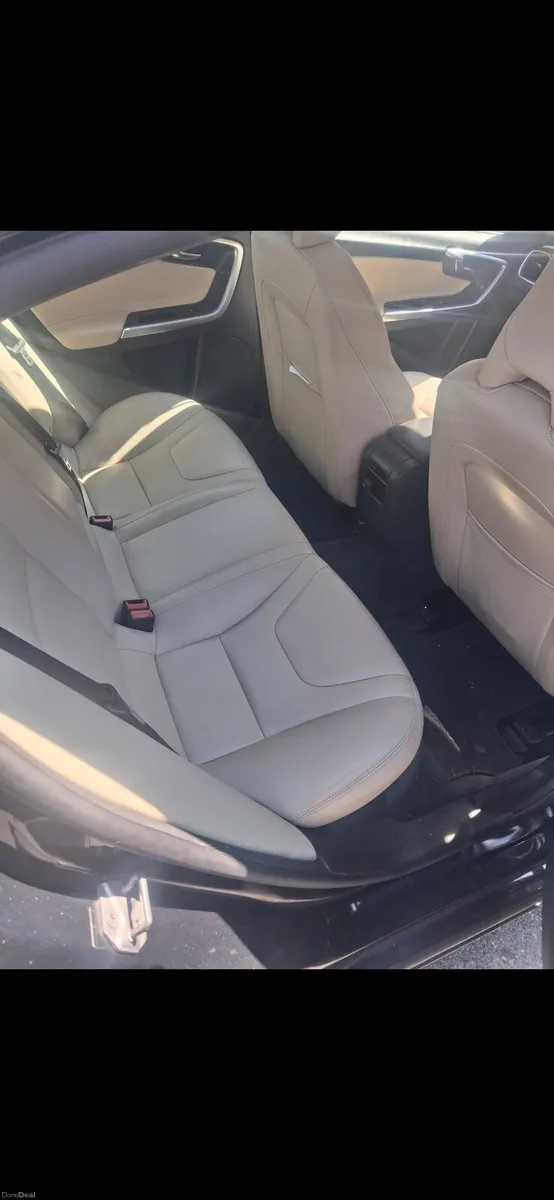 Volvo s60 d3 special edition 4dr - Image 4