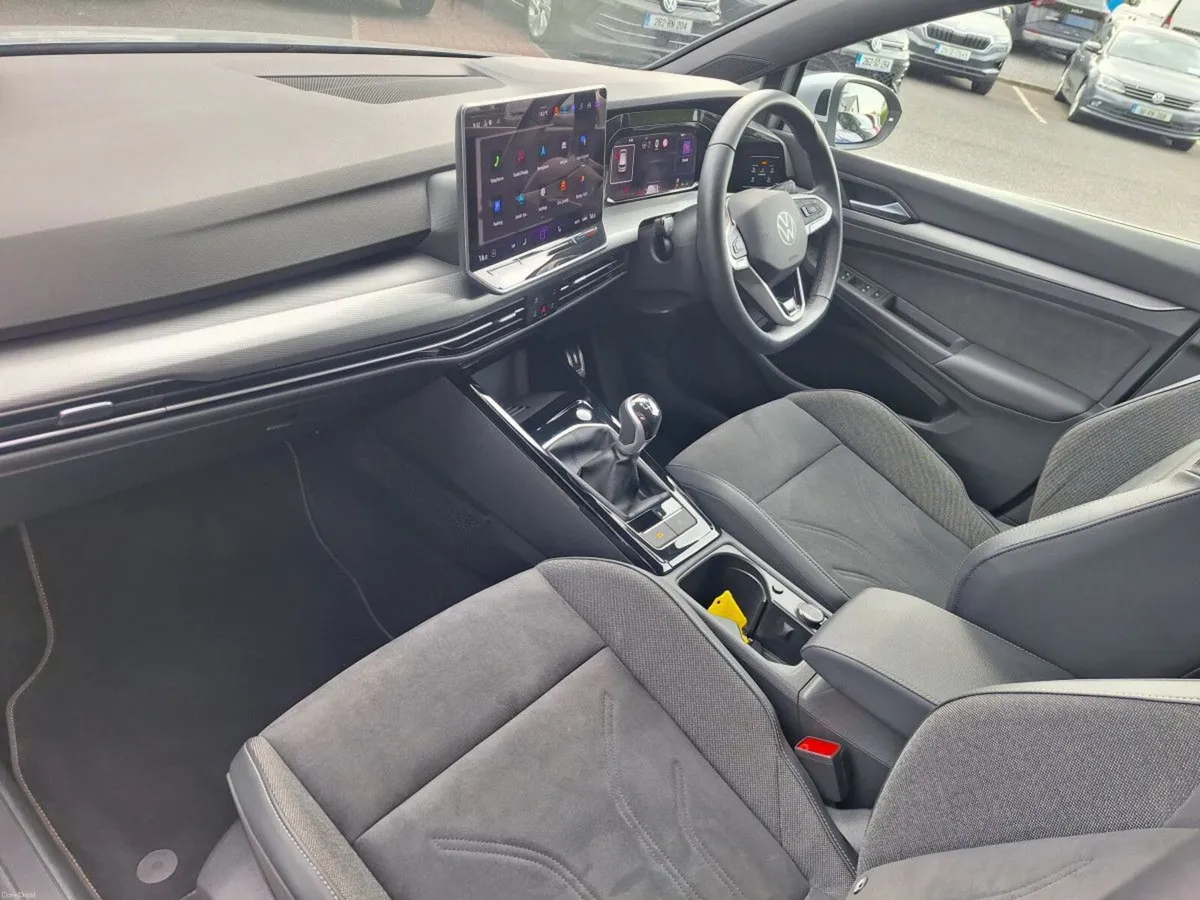 Volkswagen Golf 50 YEARS 2.0 TDI 115HP **REAR VIEW - Image 3