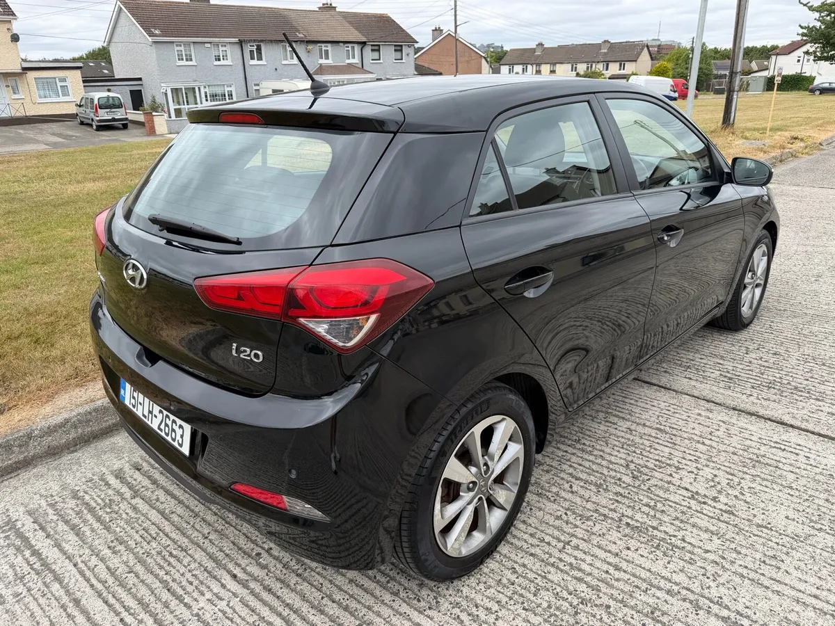Hyundai i20 1.2 Deluxe ONLY 21K NEW NCT - Image 2
