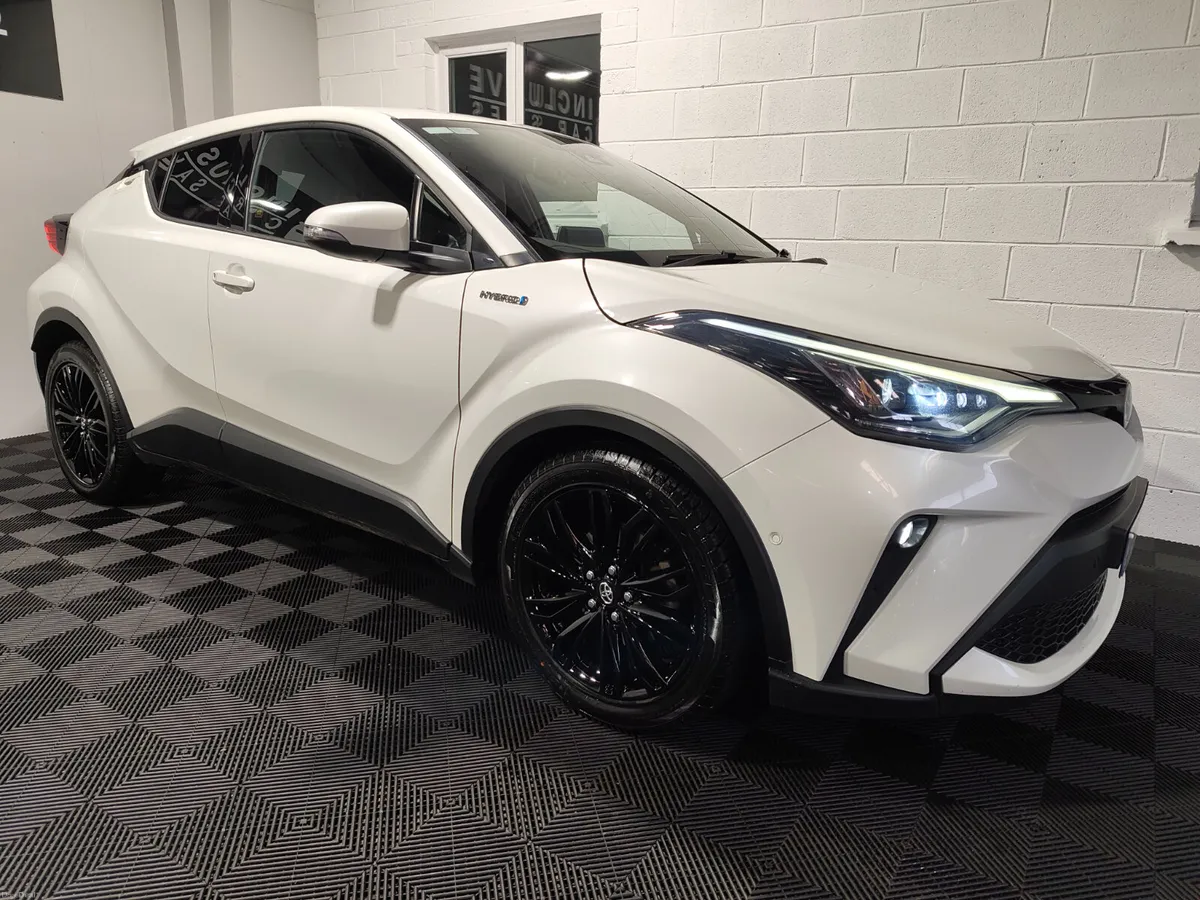 Toyota C-HR 2022 AUTOMATIC HYBRID SOL SPEC EXTRAS - Image 2