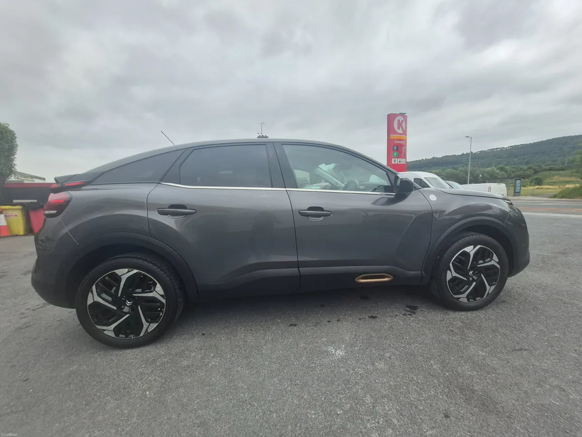 Citroen C4 2023 top spec - Image 1