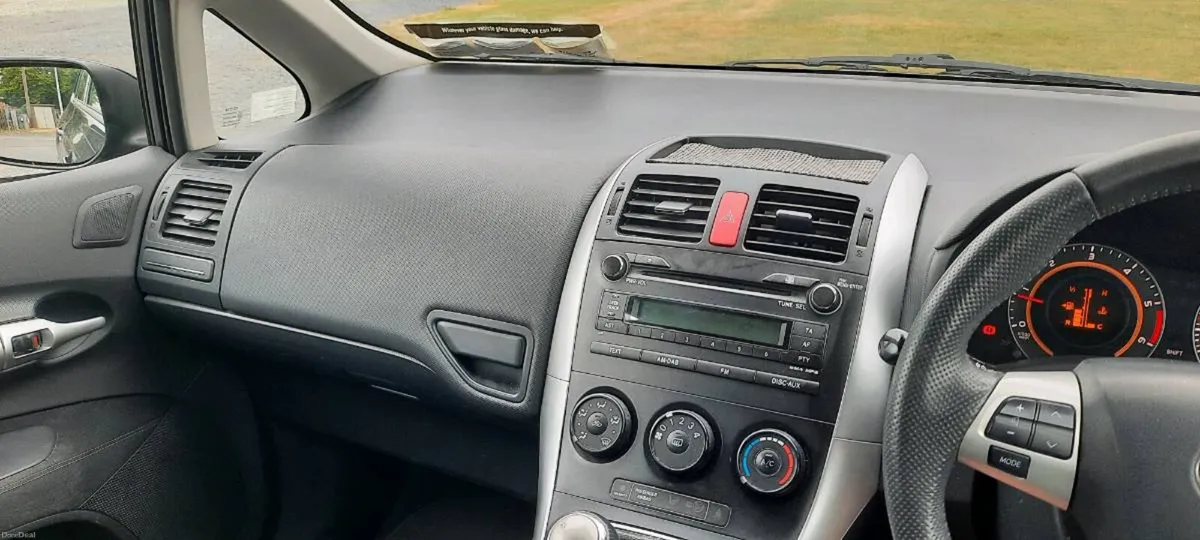 Car - Image 4