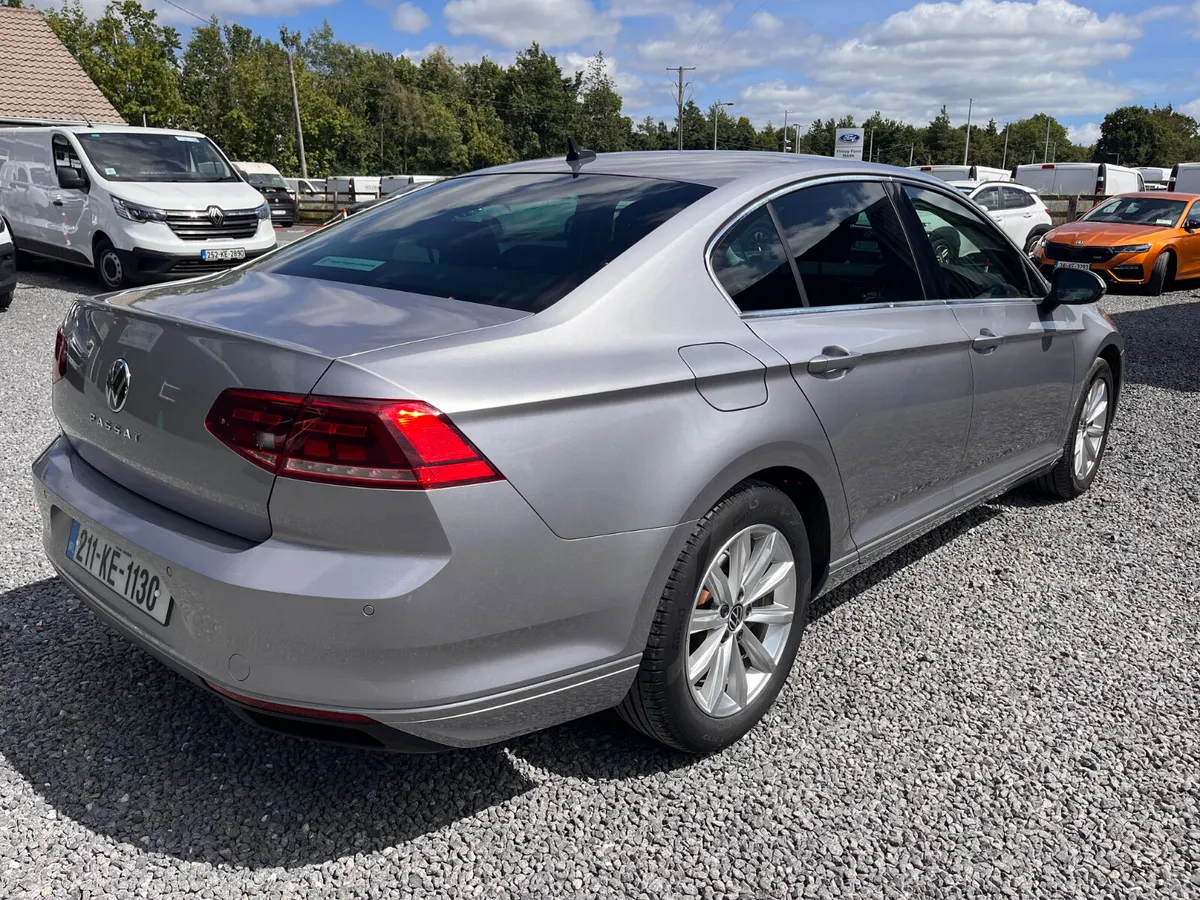 Volkswagen Passat Business 2.0TDI 150BHP (1 Owner) - Image 5