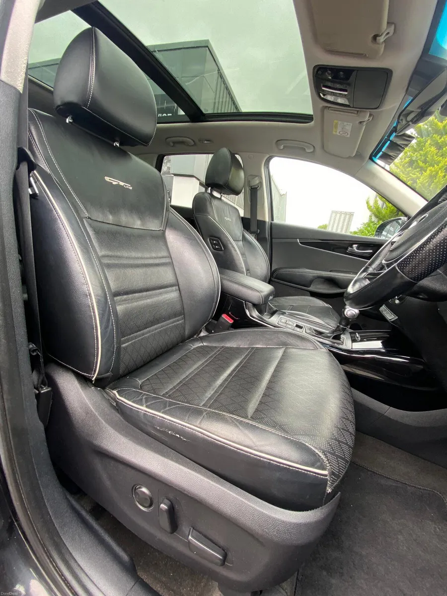 Kia Sorento 2018 GT-LINE 2.2 AUTO 7 seater - Image 5