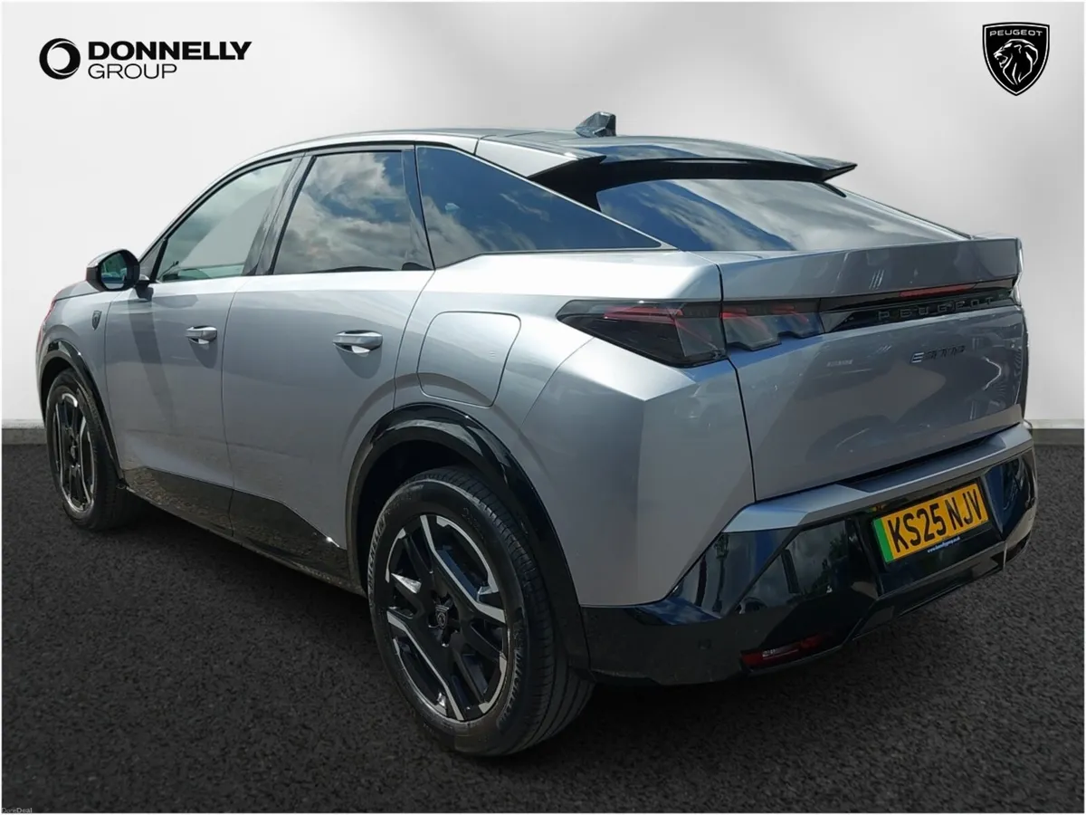 Peugeot 3008 E- Electric Estate GT - Image 2