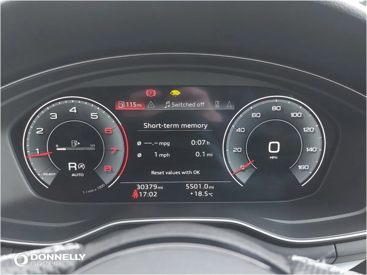 Audi A4 Saloon S Line - Image 6