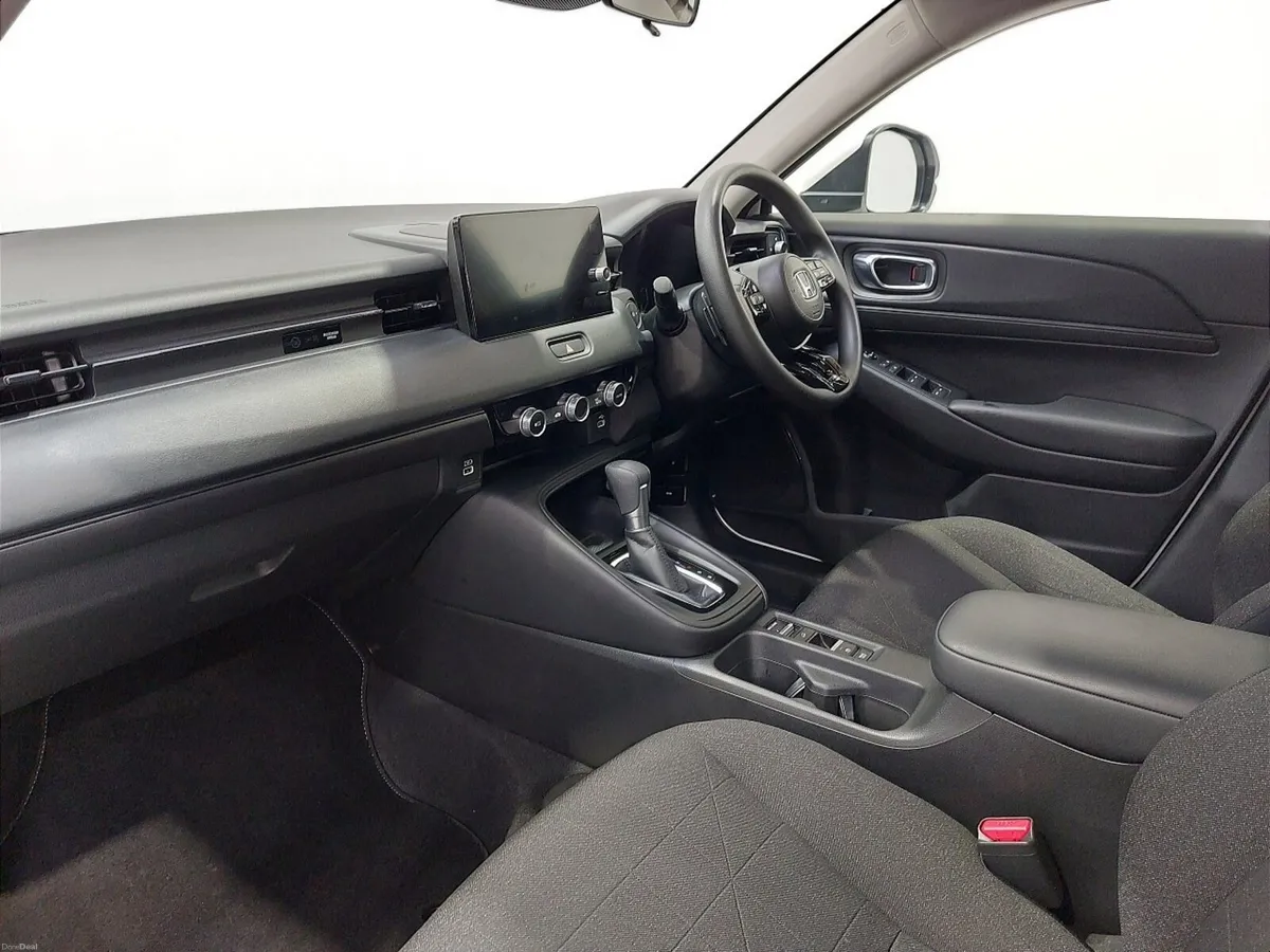Honda HR-V Hr-V Hatchback Advance - Image 2