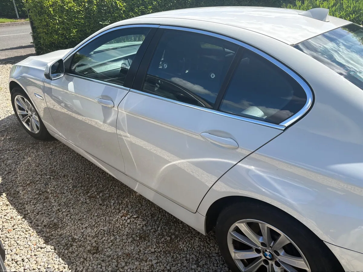 BMW 5-Series 2016 - Image 4
