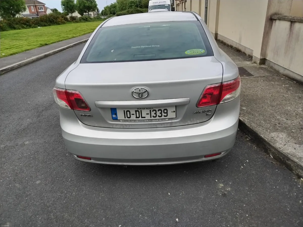 Toyota Avensis 2010 - Image 5
