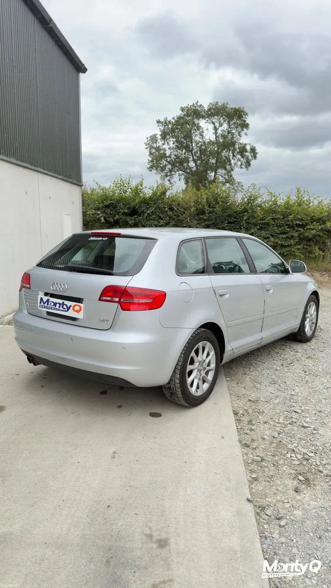 Audi A3 Sportback Auto - 53k km - reverse cam - Image 5