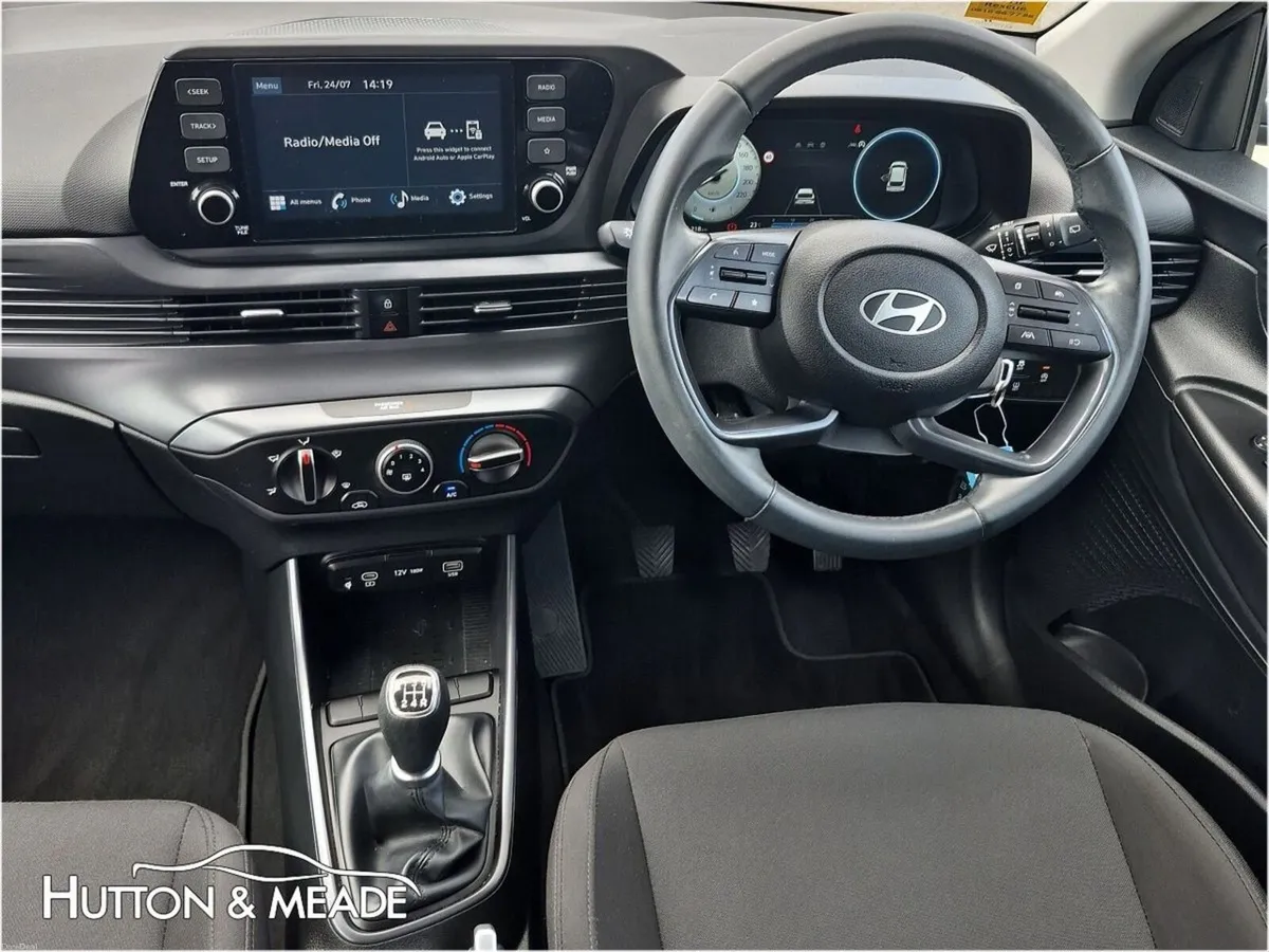 Hyundai i20 Delux Plus 1.2 Petrol 5dr - Image 3