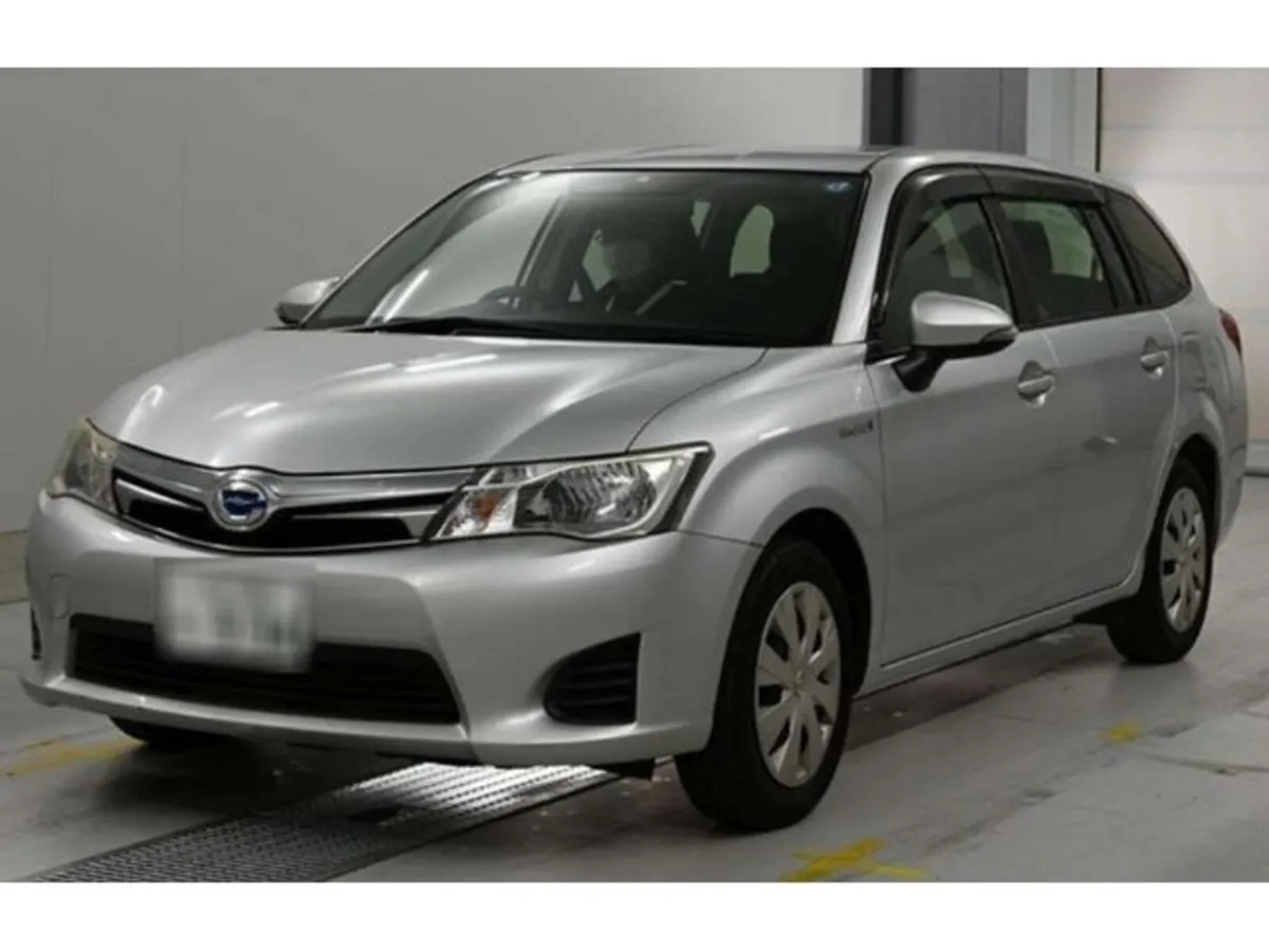 Toyota Corolla 1.5 Corolla Fielder Petrol Hybrid A - Image 1