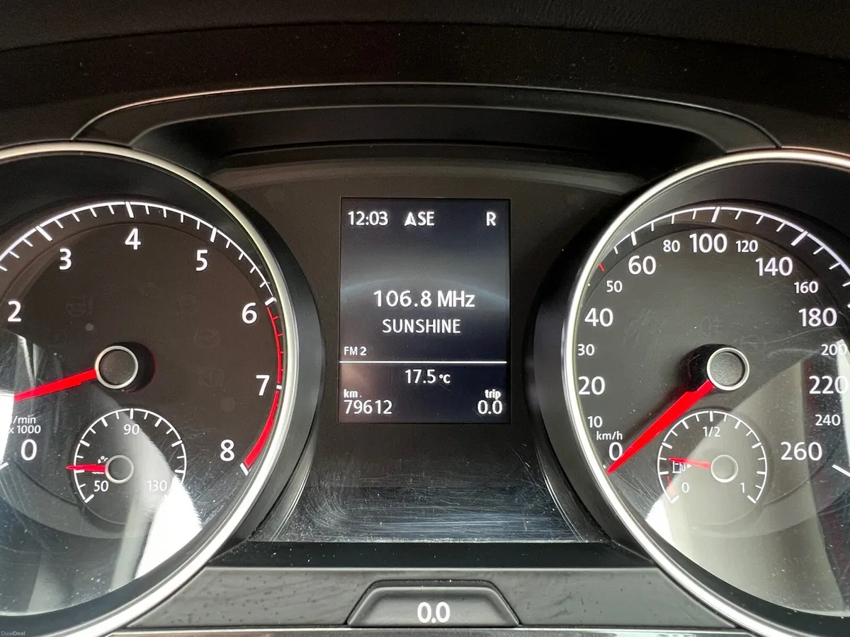 Volkswagen Golf 1.2 Tsi Auto Estate,Like Brand New - Image 3