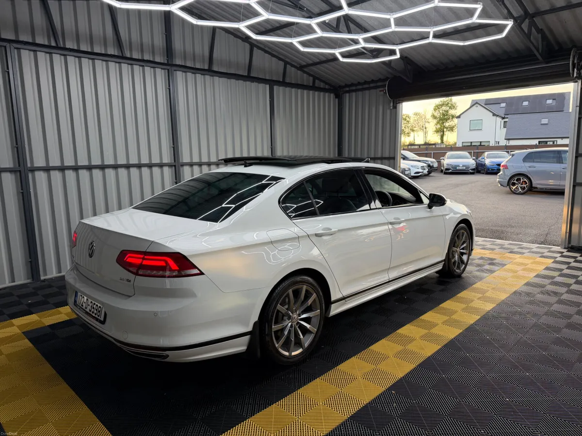 Volkswagen Passat 172 2.0Tdi R-Line Auto Pan Roof - Image 5