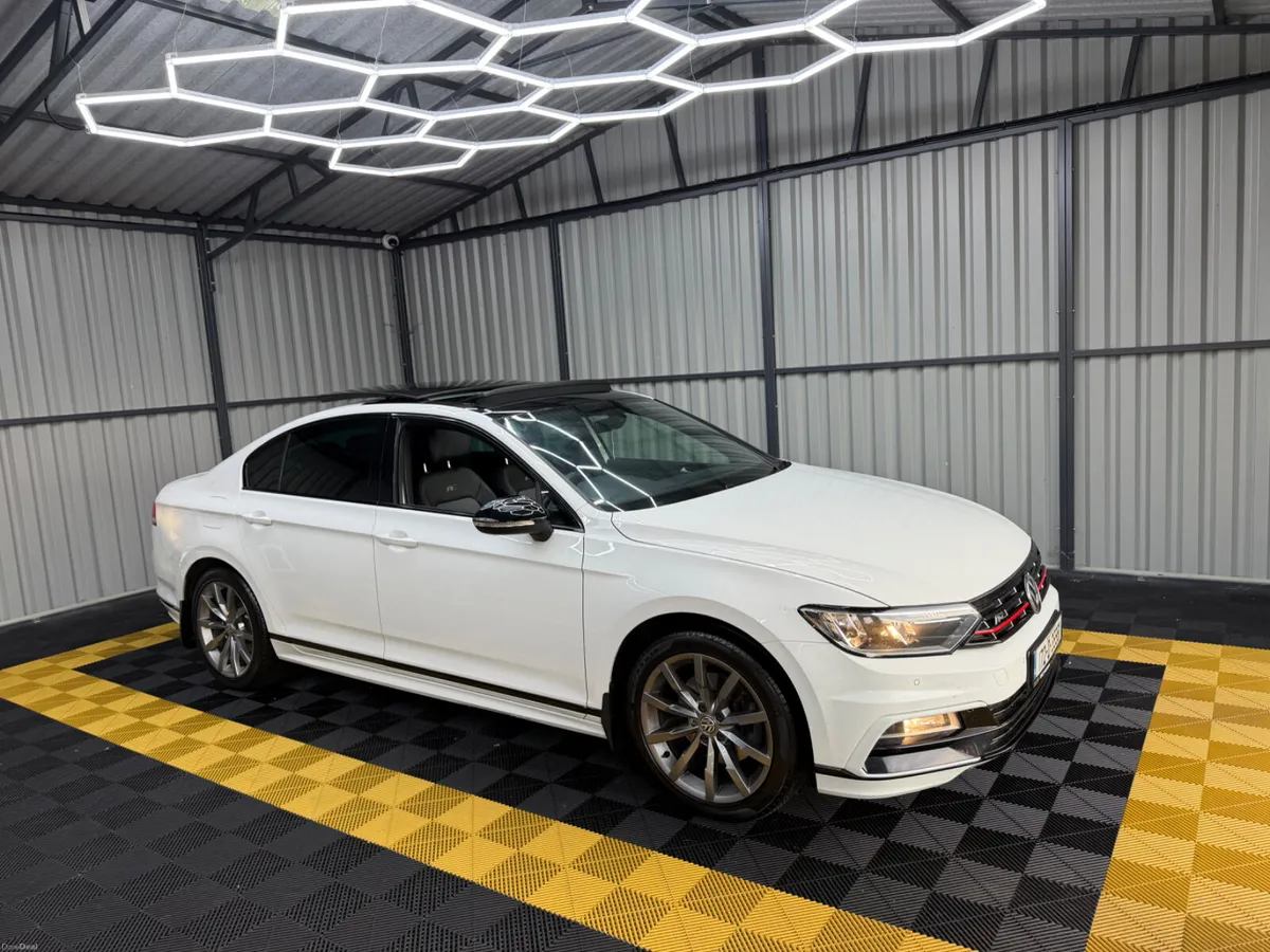 Volkswagen Passat 172 2.0Tdi R-Line Auto Pan Roof - Image 2