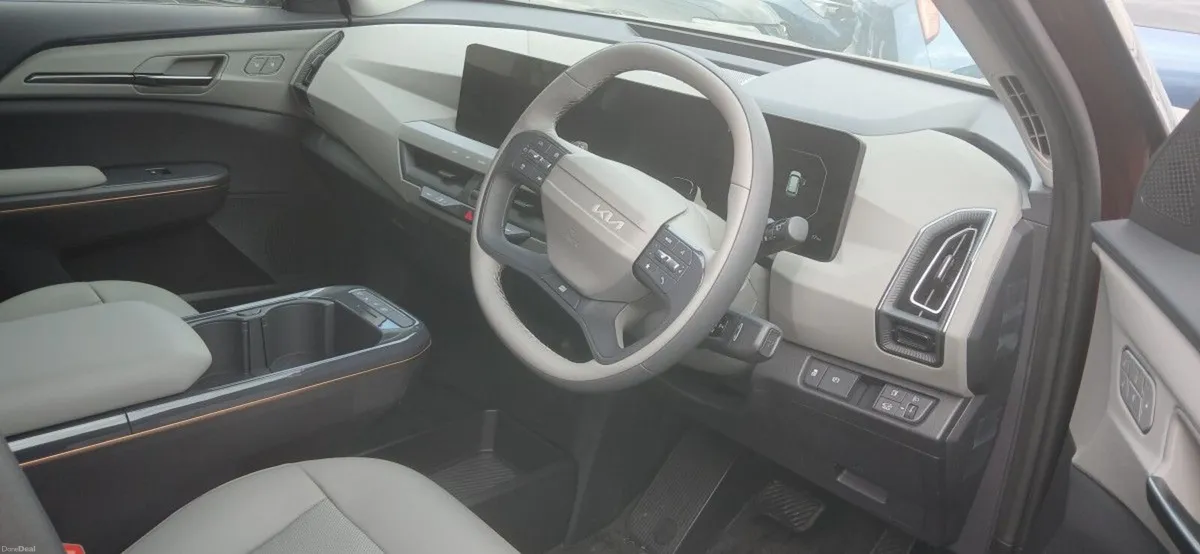 Kia EV5 Earth 2 - Long Range **FULLY ELECTRIC, APP - Image 4