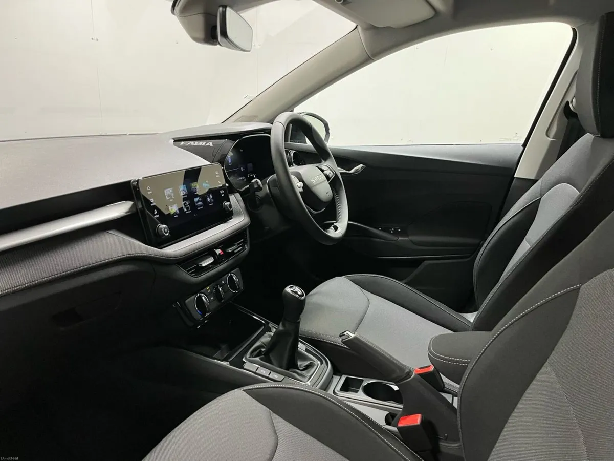 Skoda Fabia Selection 1.0MPI 80BHP - Reversing Cam - Image 5