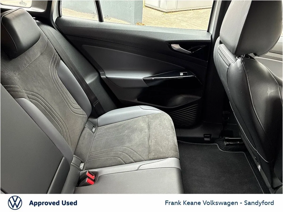 Volkswagen ID.4 LIFE 52kWh 148HP @Frank Keane Volk - Image 6
