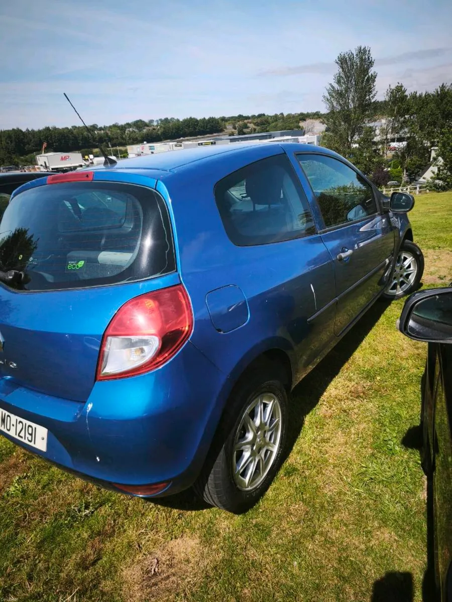 2010. Renault Clio 1.5 diesel - Image 4